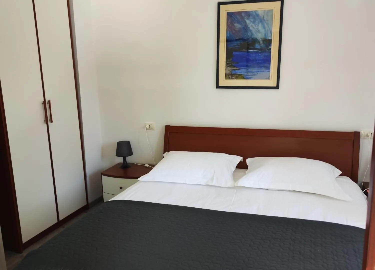 Apartments Val ロヴィニ