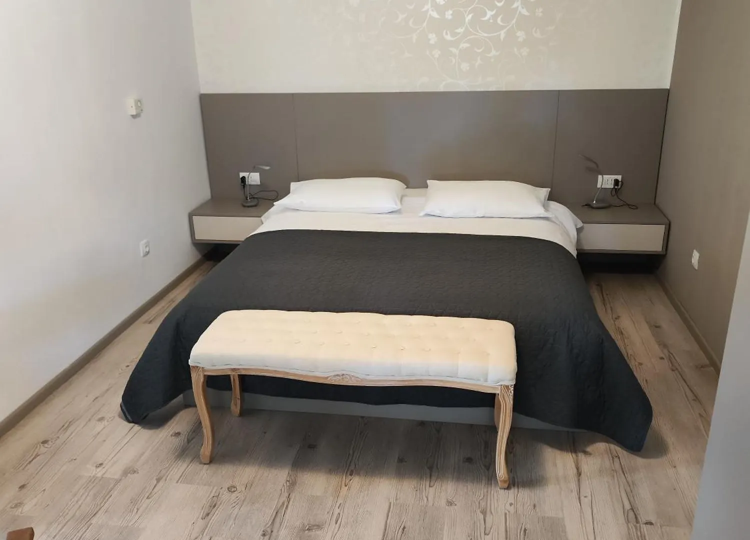 Apartments Val ロヴィニ 3*,  クロアチア