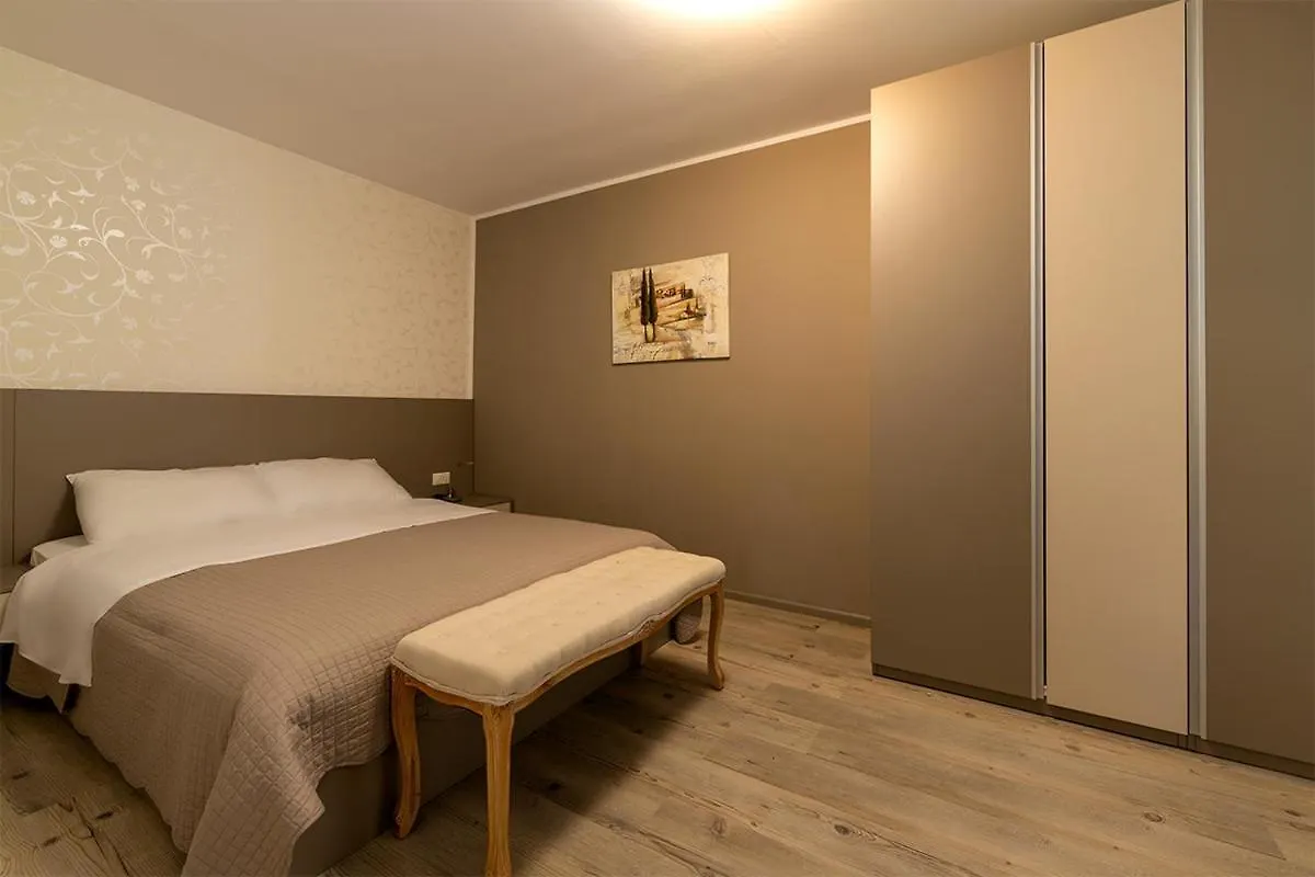 Apartments Val Rovinj 3*,