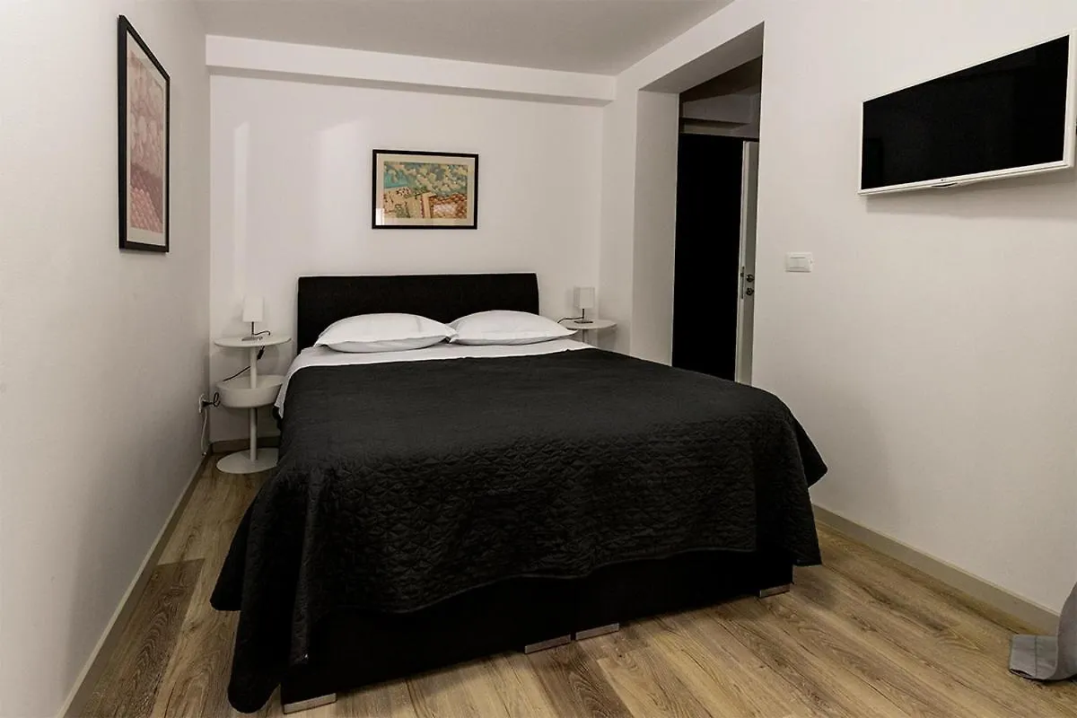 Gostinjska kuća Apartments Val